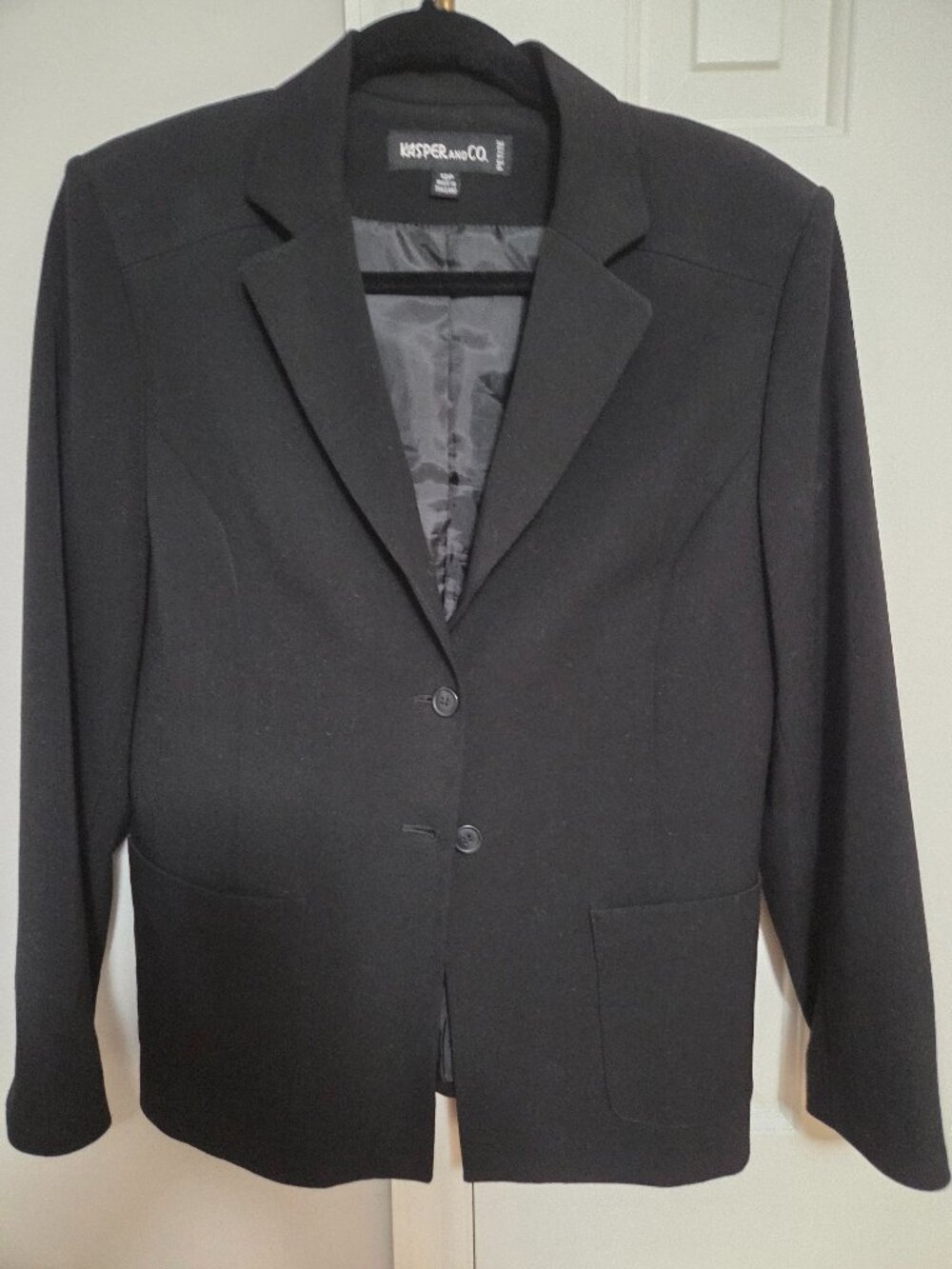 Kasper black lined blazer Size 12p